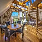 Апартаменты Apart-Center Pod Gwiazdami Spa *