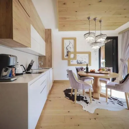 Apart-Center Pod Gwiazdami Spa Apartment *